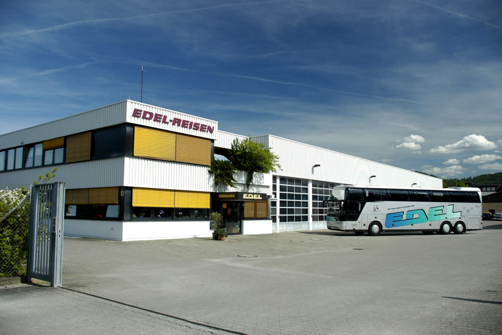 Gebäudefoto Edel-Reisen, Rottenburg am Neckar, Reiseanbieter und Reisebüro sowie Busunternehmen in Rottenburg